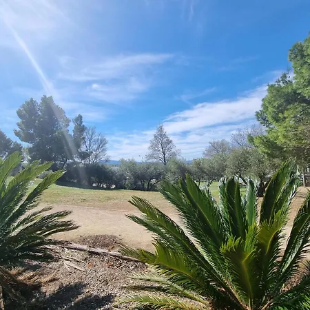 Du 63 بيت للعطل Olonzac